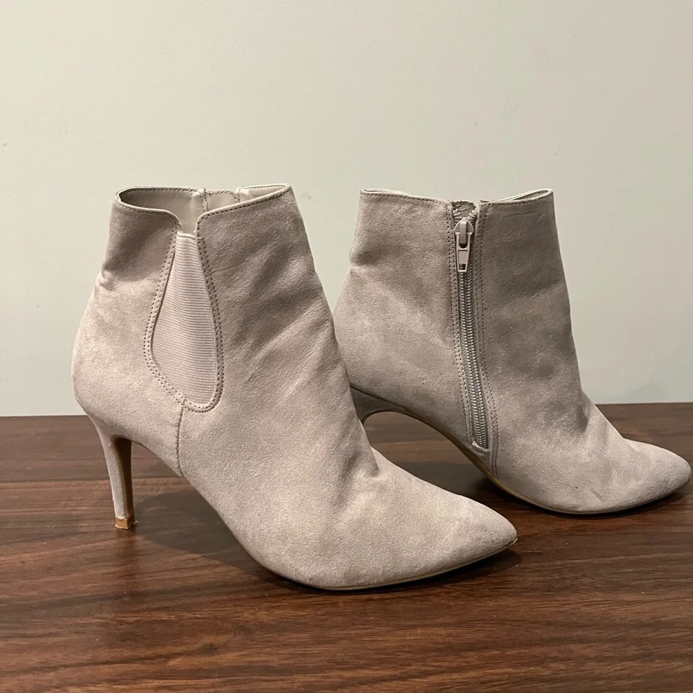 Express Boots - Picture 3 of 6